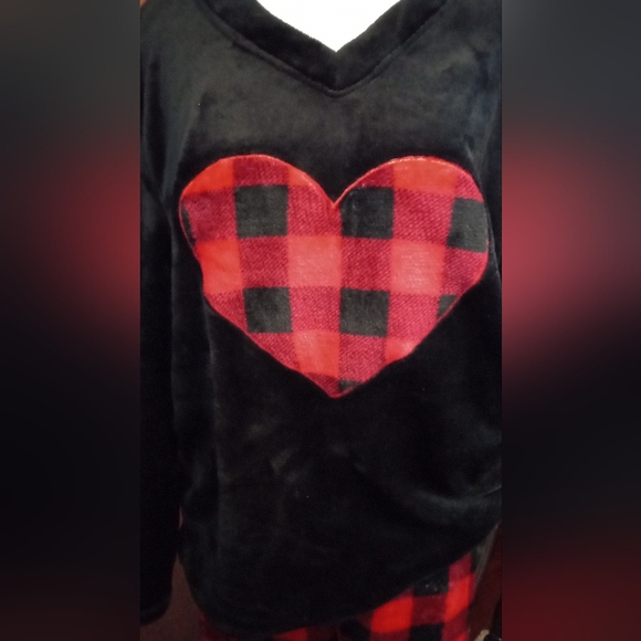 Buffalo Plaid Fleece Pajamas - Picture 8 of 9